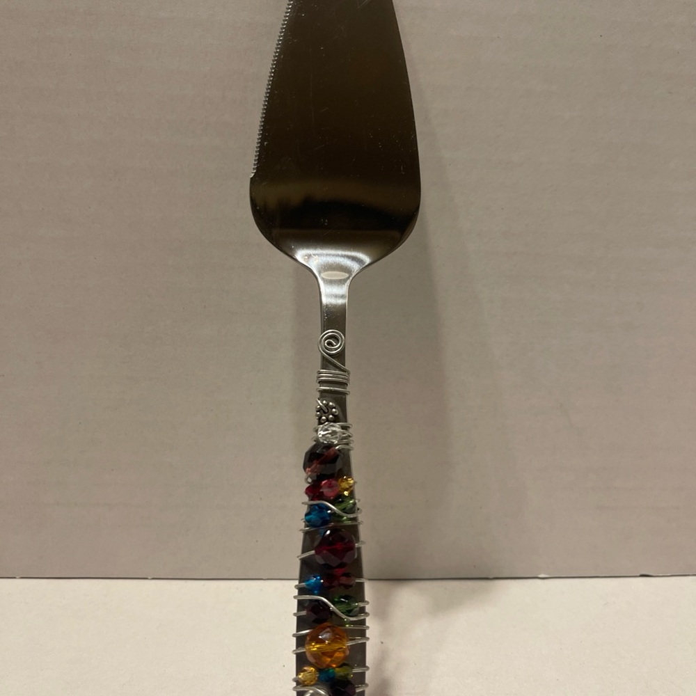 Decorative Norpro  jeweled stainless steel cake Server with Multicolor Handle